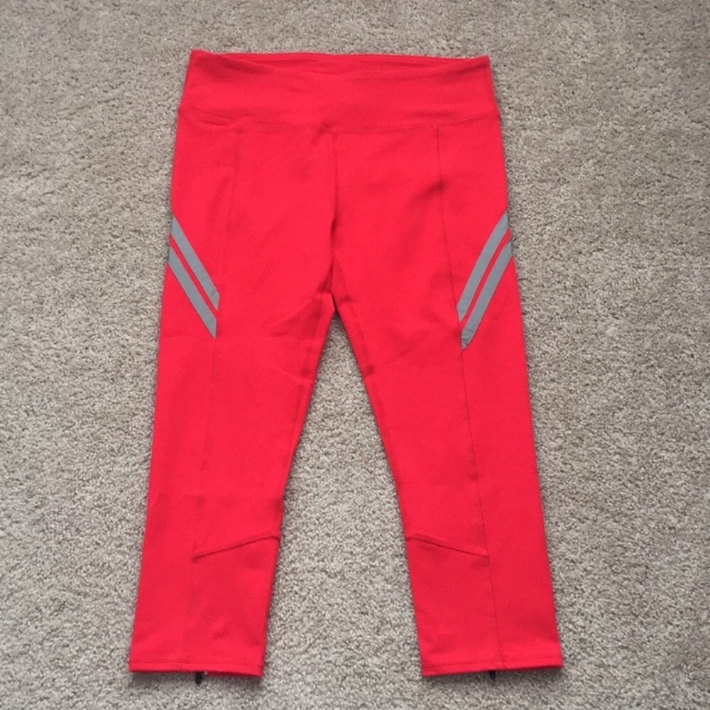 Fabletics Capris - image 3